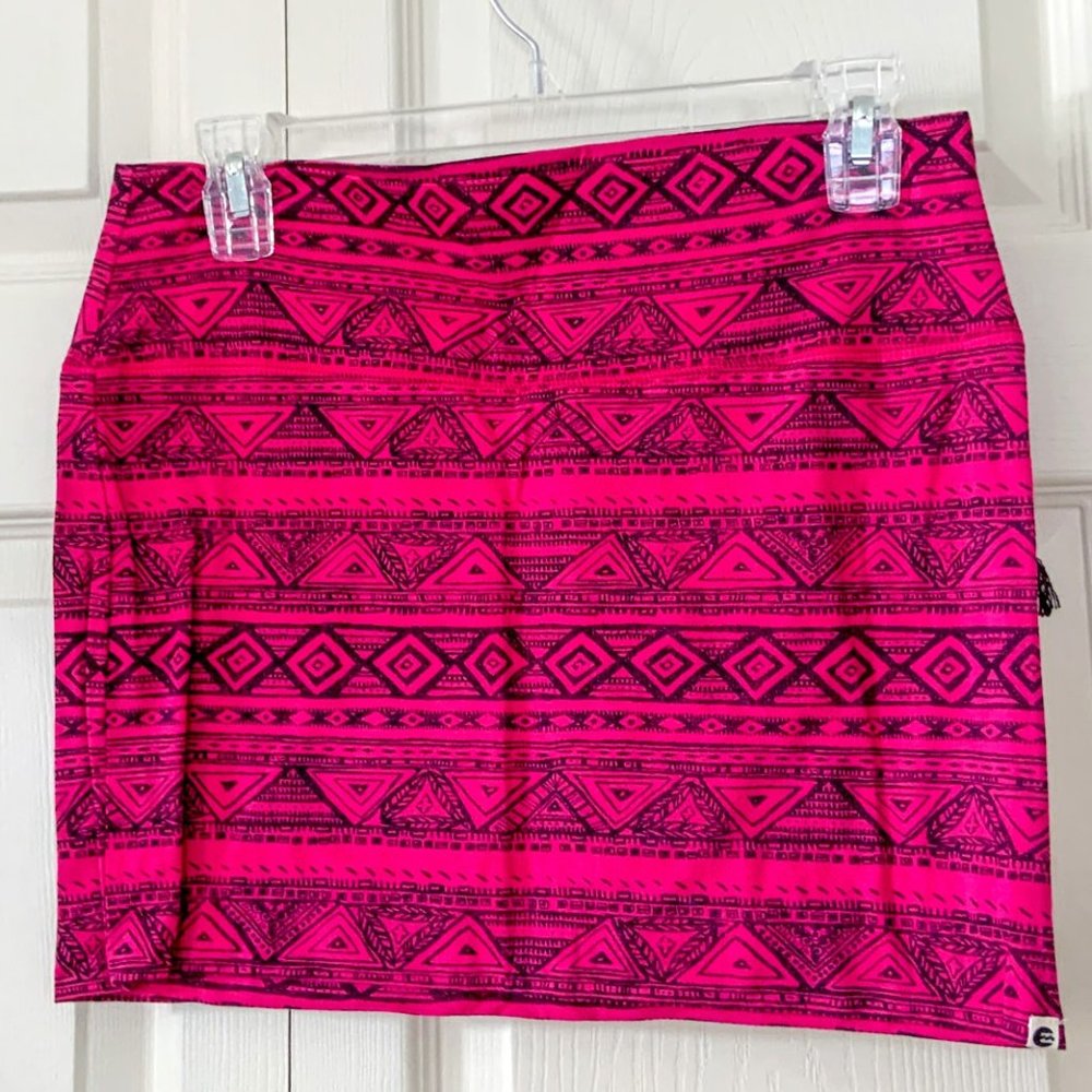 NWT M Billabong Skirt
